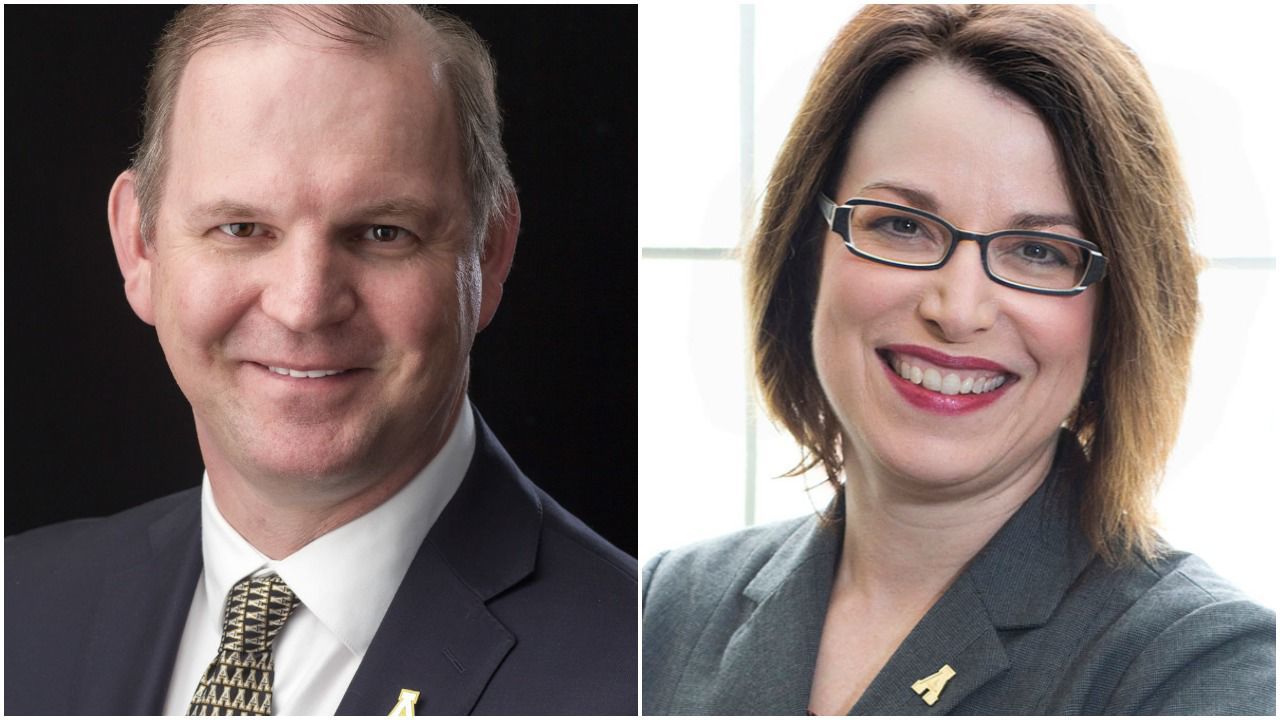 Darrell Kruger, Heather Hulburt Norris